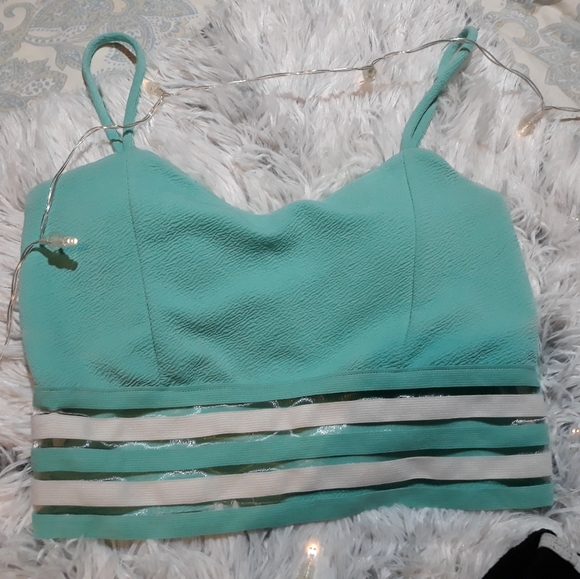 Mint crop top - Picture 2 of 2